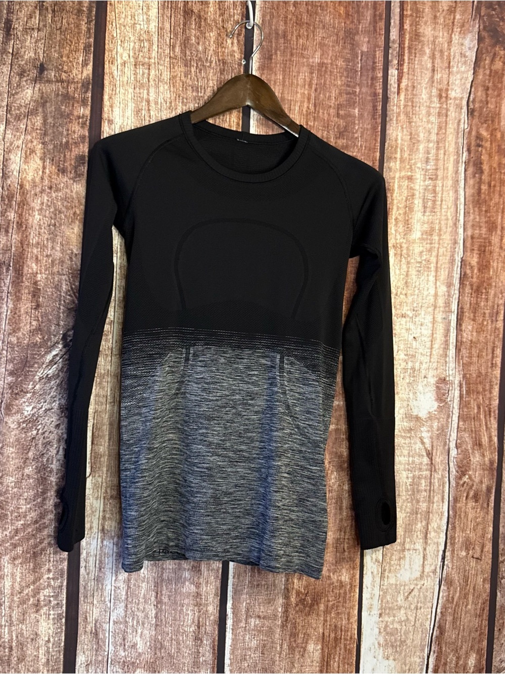 Lululemon long sleeve shirt